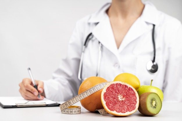 Top 10 des fruits recommandés par les experts en fitness pour perdre du poids