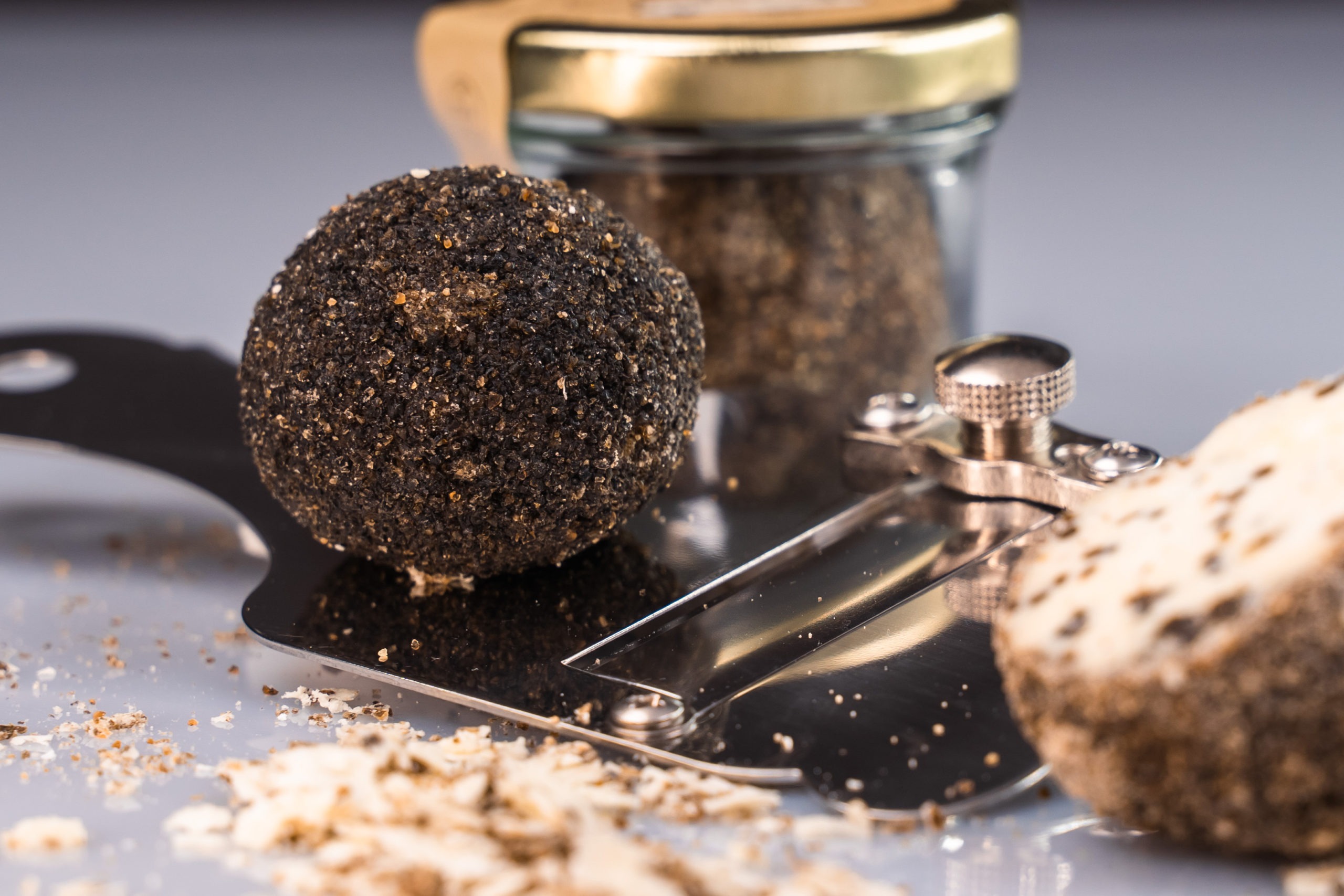 LA TRUFFE AU CAVIAR : Une innovation Royal Belgian Caviar