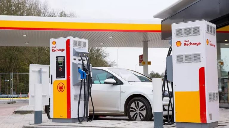 Shell installe 870 points de charge en Belgique