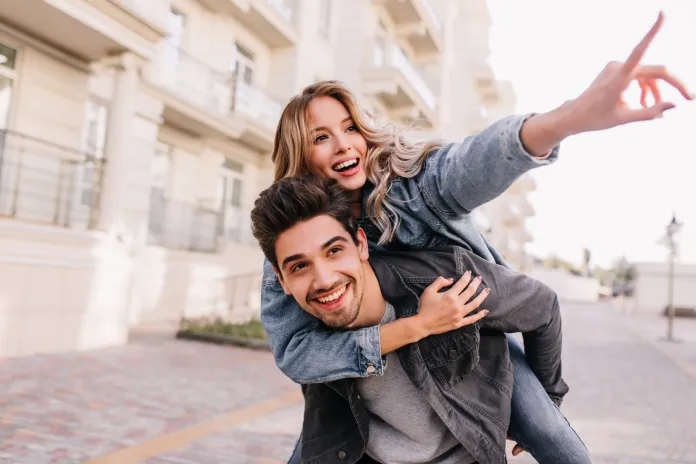 10 façons de surprendre votre partenaire