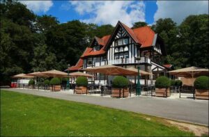 #Restauration : Le #chalet du #Laerbeek à #Jette est réputé pour sa plus belle terrasse au nord de Bruxelles