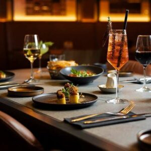 The Fifty One et sa #restauration aux saveurs #méditerranéennes