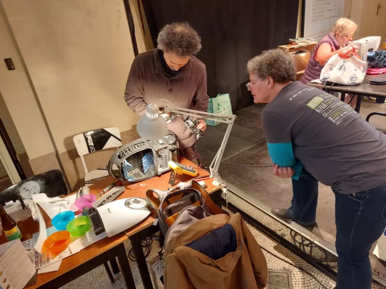 Une seconde vie pour les objets au Repair Café Bockstael Laeken