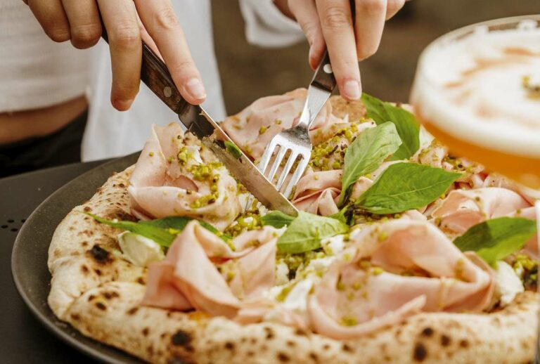 Une pizza sans gluten chez Cocina Flagey à Ixelles