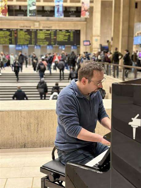 Le piano dans les gares du pays