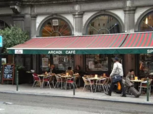 Arcadi Café