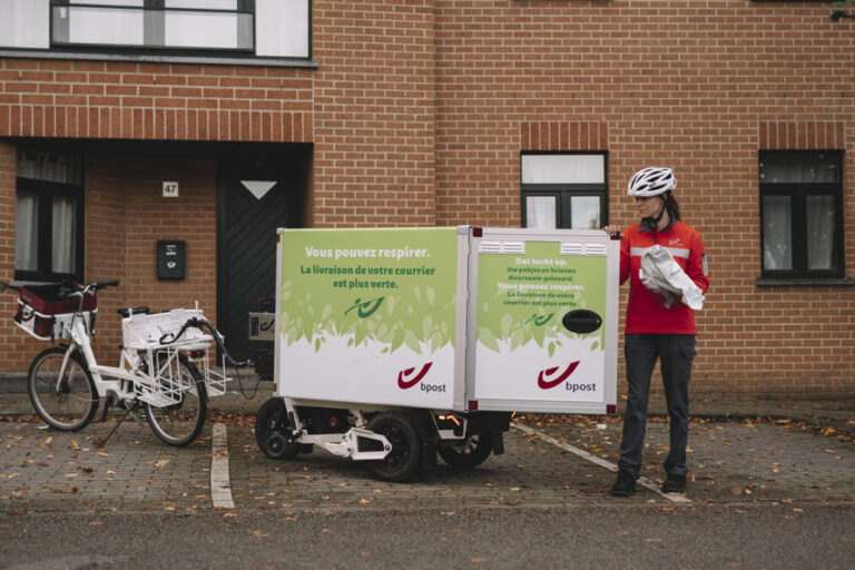 #bpost commande 168 nouveaux #e-biketrailers