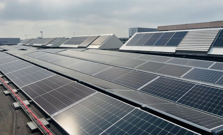 Des #panneaux #solaires supplémentaires pour #Brucargo à Zaventem