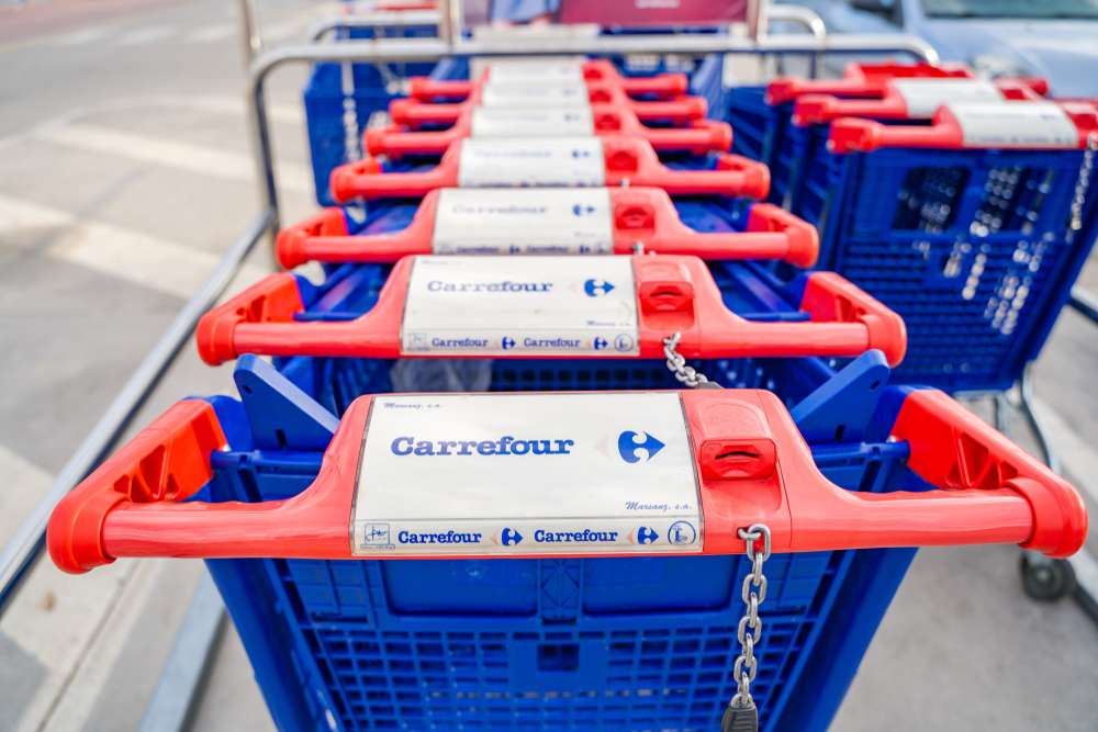 Carrefour débarque dans des gares parisiennes