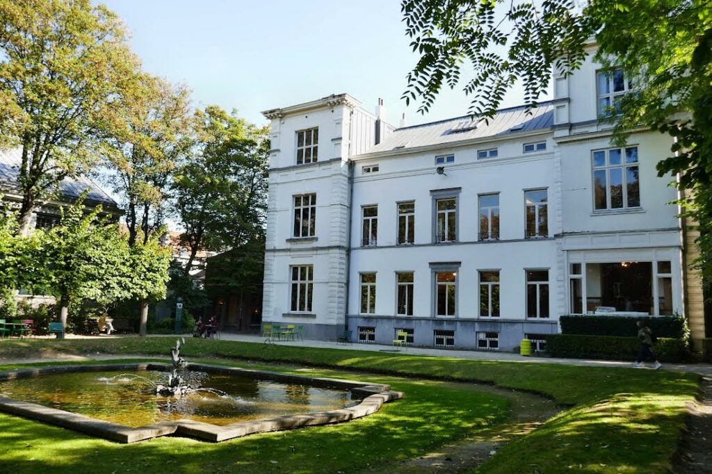 1 guingettes de la maison des arts schaerbeek
