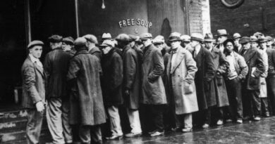 Pour l’#histoire mais aussi pour l’#actualité, la #crise et la grande #dépression sur la #RTBF Trois