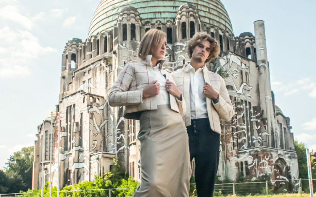 U4 fashion in motium a liege