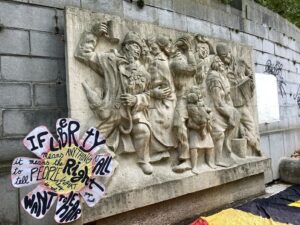 Inauguration du premier « Speaker’s Corner » au Monument des Vivants dans les Marolles à Bruxelles