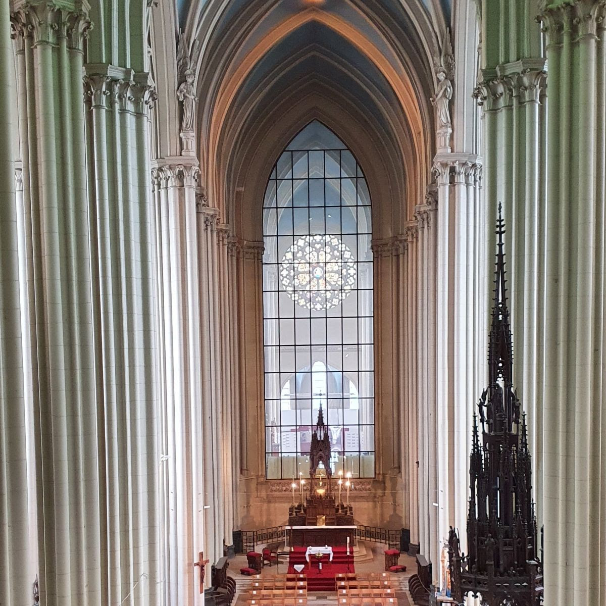Musique : Juliana Barwick & Mary Lattimore à l’église Notre-Dame de Laeken. Réservez d’ores et déjà vos places !