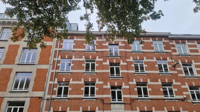 1-50-logements-sociaux-entierement-renoves-a-etterbeek