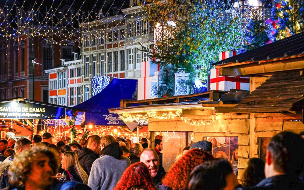 1 village de NOEL a Liege