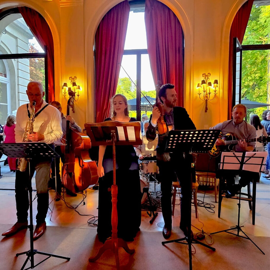 1 apero concert cc Schaerbeek