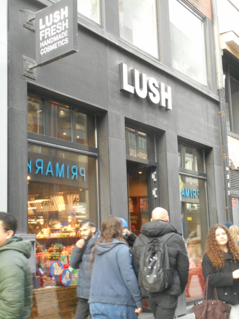 2 Lush rue neuve
