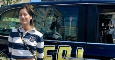 la-chanteuse-bruxelloise-Iliona-chez-hep-taxi