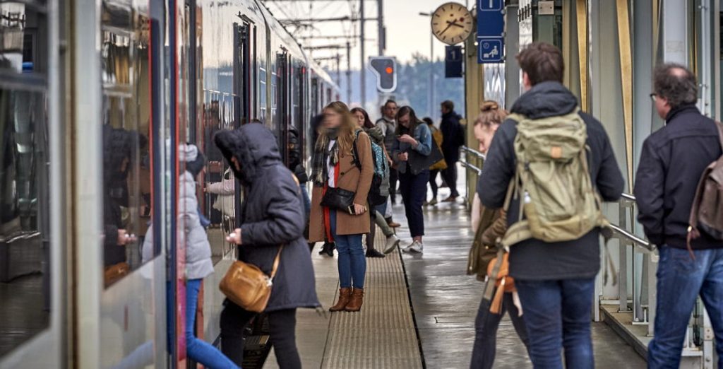 Mobilite extension de loffre des trains depuis et vers Bruxelles