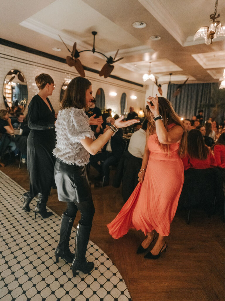 L’art du dîner festif se trouve rue du Marché aux Poulets à Bruxelles