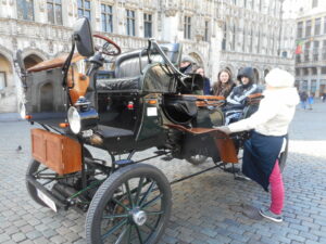 Découvrez le centre de la Ville de Bruxelles en calèche électrique