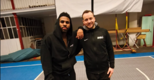 Jason Derulo joue au basket à Bruxelles : surprise au club local
