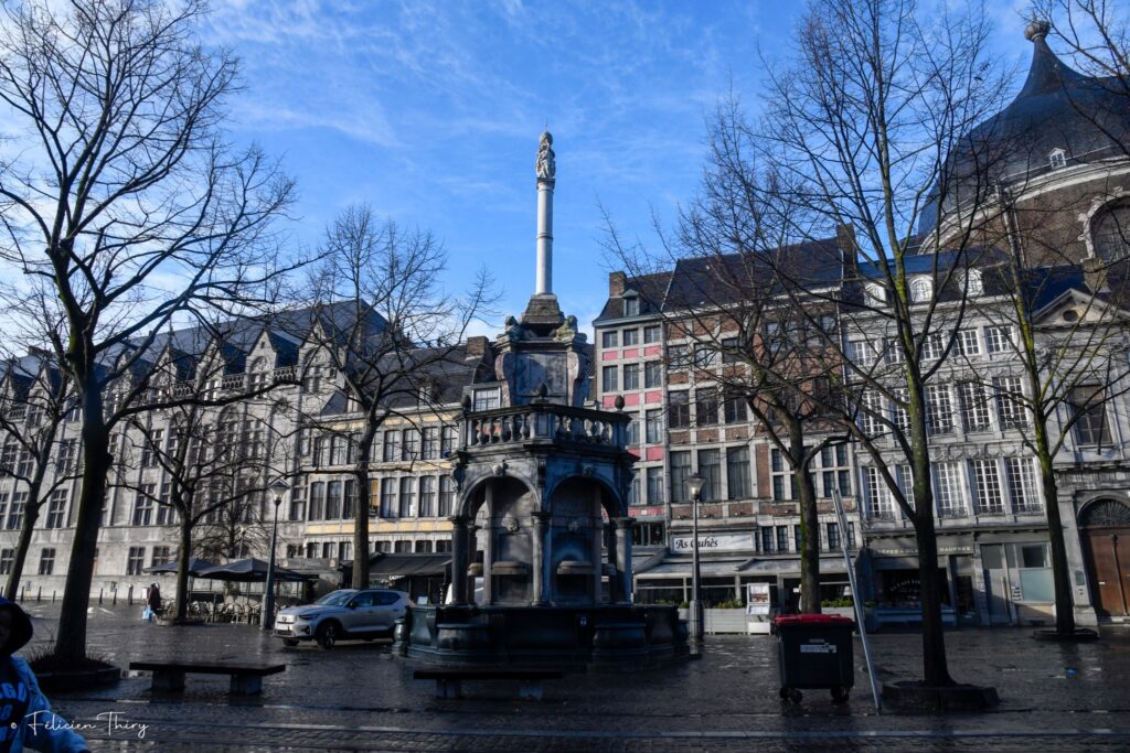 Le Perron de Liège : colonne de pierre, colonne vertébrale d’une cité