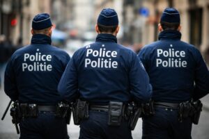 Refus d’audition à la Chambre : des responsables de la police au cœur d’une crise politique en Belgique