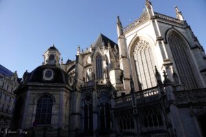 La majestueuse Cathédrale Saints-Michel-et-Gudule : joyau gothique au cœur de Bruxelles