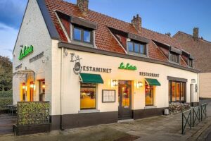 Le grand retour du poulet-frites dominical : la tradition retrouve sa table