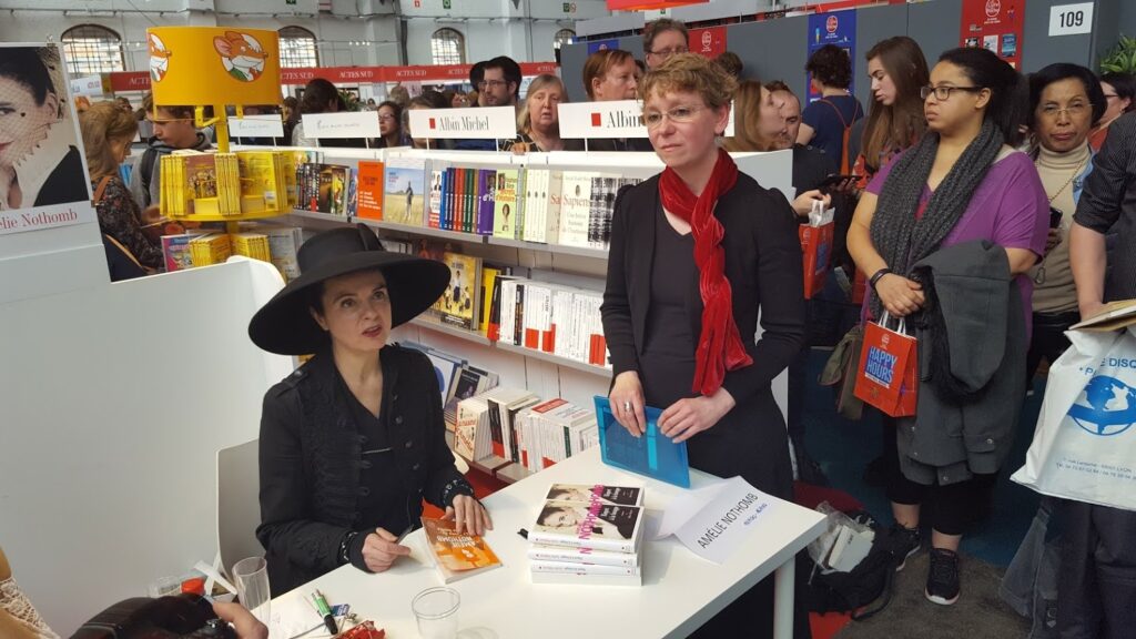 Livre 3 Nothomb UNE
