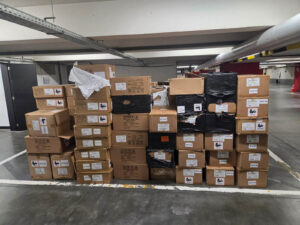 Grande quantité de cigarettes électroniques illégales saisies à Anderlecht