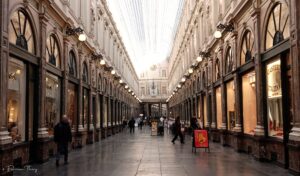 Galeries royales Saint-Hubert Sous la verrière, Bruxelles scintille