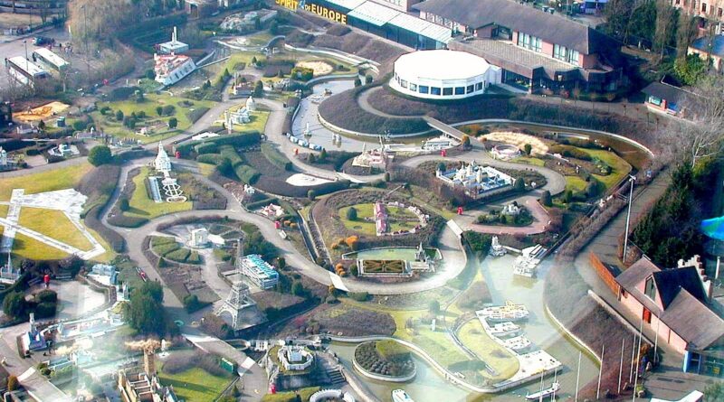 1 mini europe