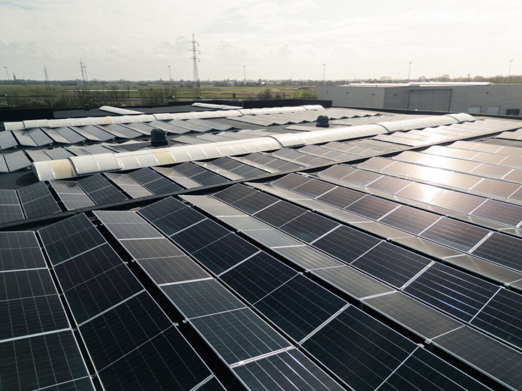 2 bpost panneaux solaires