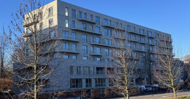 Dun immeuble de brureaux a des appartements a Evere