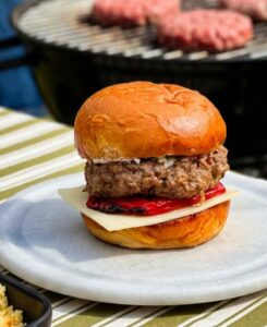 Recette : Burger d’agneau au tzatziki