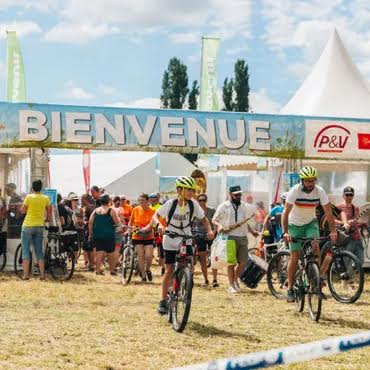 3 tous en selle