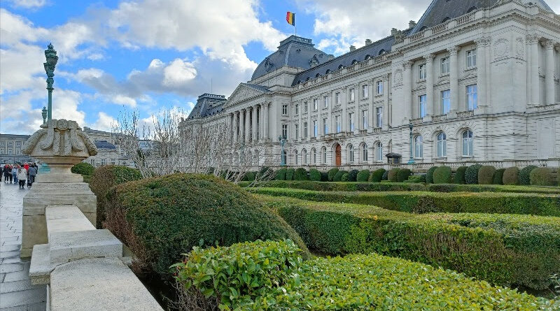 1 Palais Royal nettoye