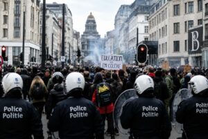 Bruxelles : tensions lors des manifestations étudiantes contre les mesures d’austérité dans l’enseignement