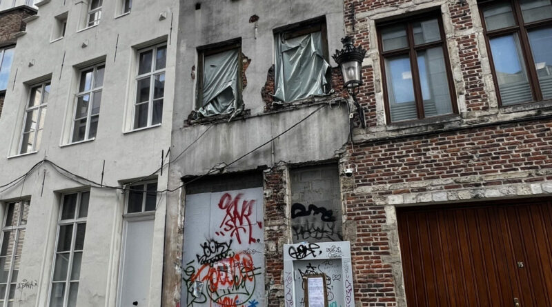 Renovation dune vielle maison dans un ancien quartier de bruxelles