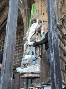 La restauration de Notre-Dame des Malades débute à l’Institut royal du Patrimoine artistique