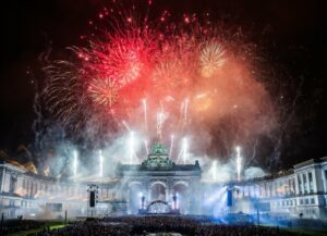 Feu d’artifice au Parc du Cinquantenaire à Bruxelles, l’apothéose de la fête nationale