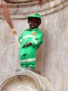 Manneken-Pis fait sa rentrée avec un programme chargé et son lot de nouveaux costumes