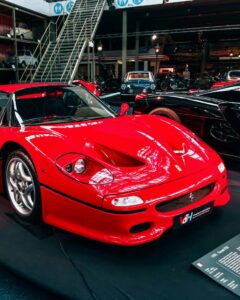 Autoworld Bruxelles : revivez la folie des années 90 avec les voitures mythiques de l’exposition « Icons of the 90’s »